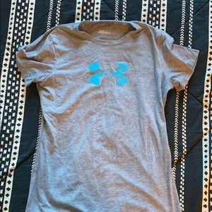 Under Armour T-shirt